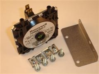 WORCESTER 87161461380 DIFF PRESURE SWITCH C6065A 1002