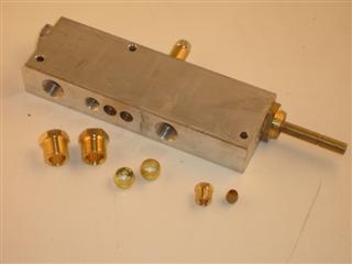 GLOWWORM S230502 GAS VALVE (M)C/W NUTS/OLIVES