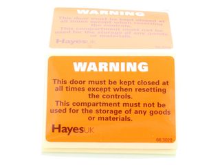 Arctic Hayes 663028 Warning Keep Door Closed Labels - Pack Of 10