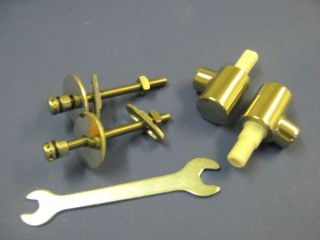 ISAS T2105BJ SMALL + HINGE STEEL FOR SOFT CLOSE SEAT