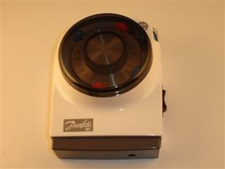 DANF 103 24 HOUR ELECTRO-MECHANICAL TIMESWITCH - OBSOLETE