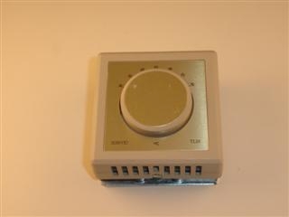SUNV TLM2802 ROOM THERMOSTAT