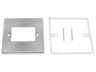 DECO VPSC403WH 1GANG MINIGRID UNFURN PLATE 3APERTURES WHT SATIN CHROME