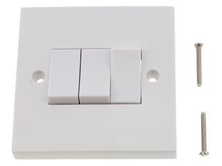 POLAR 10AX 3 GANG 2 WAY PLATE SWITCH