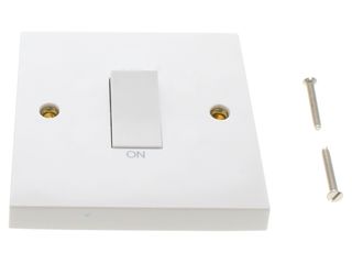 POLAR 45A 1 GANG DP SWITCH WITH WHITE ROCKER