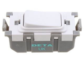 DETA G3513 20A SP INTERMEDIATE SWITCH - WHITE