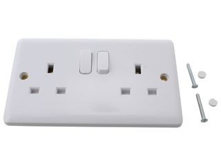 VIMARK CURVE VC1209S 13A 2 GANG SP SWITCHED SOCKET