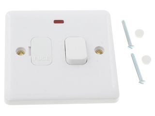 VIMARK CURVE VC1371 13A SWITCHED SPUR WITH NEON