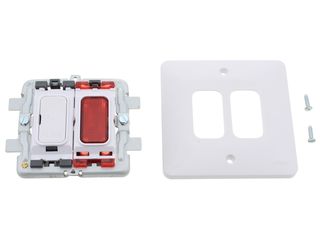 HAGER WMGSU83N 13A UNSWITCHED FCU WITH INDICATOR