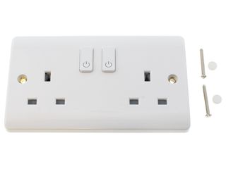 CLICK SMART CMA30036 13A 2 GANG ZIGBEE SMART SWITCHED SOCKET OUTLET